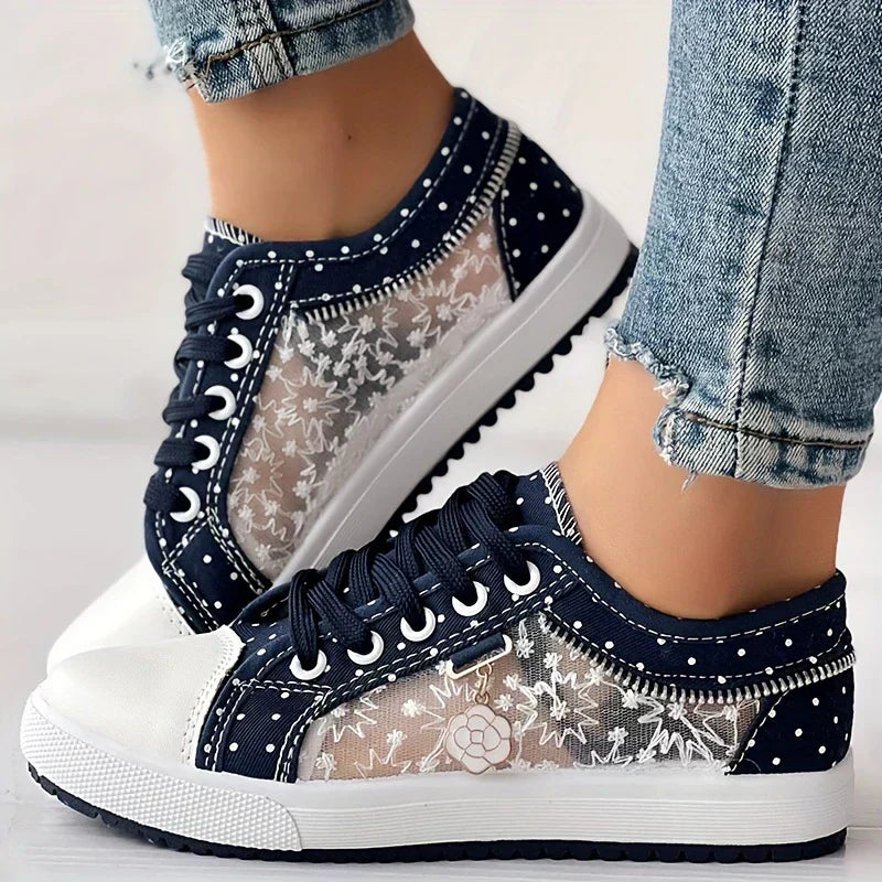 Lara™ - Sneakers with Floral Pattern and Mesh