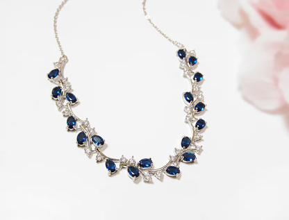 Elegant Gem Necklace | Together against Diabetes