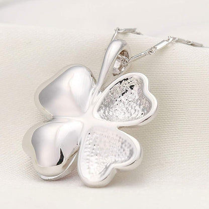 Four-Leaf Clover Necklace | Together Against Breast Cancer