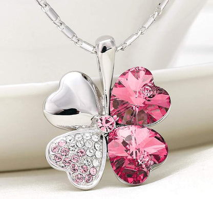 Four-Leaf Clover Necklace | Together Against Breast Cancer
