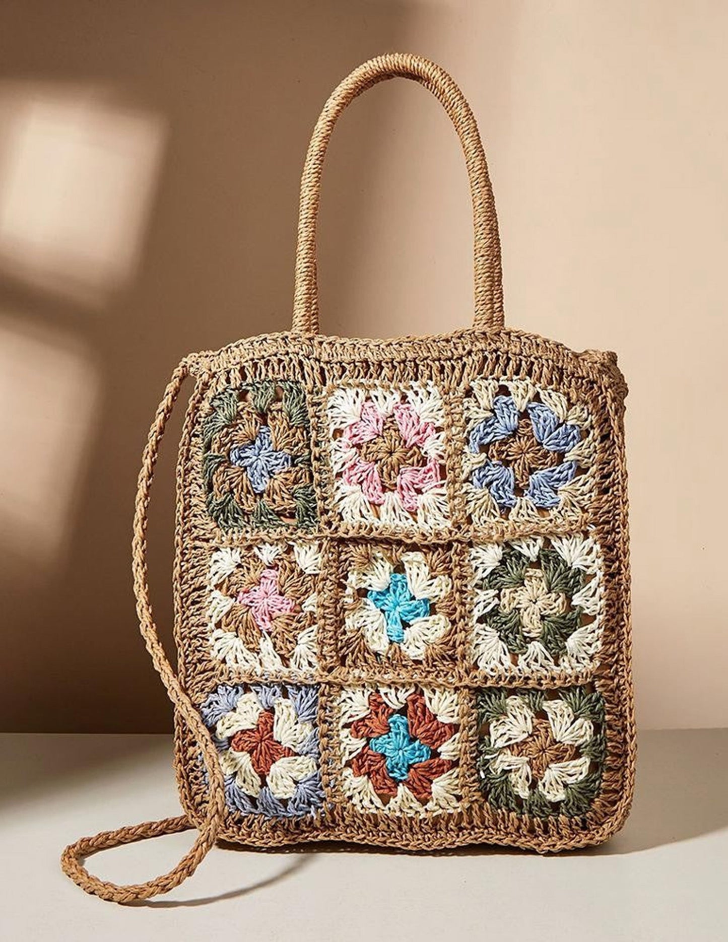 Amabel™ - Colored Flower Straw Bag