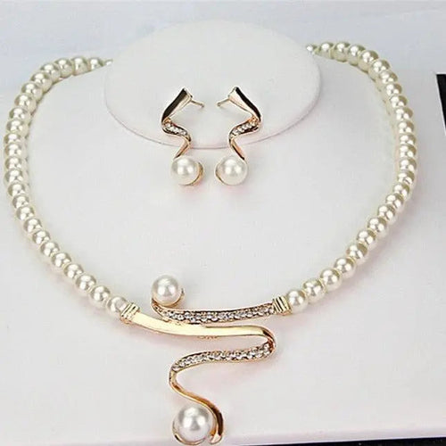 Liliane™ - Natural Pearl Necklace Set