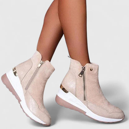 Juris™ - Stylish Zippered Boots