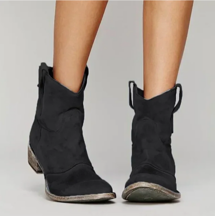 Halee™ – Suede ankle boots