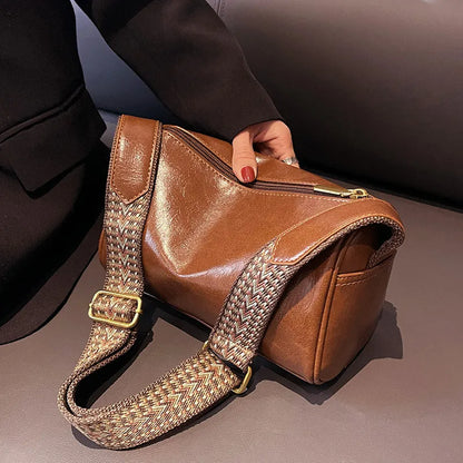 Trine™ - Vintage Leather Crossbody Bag