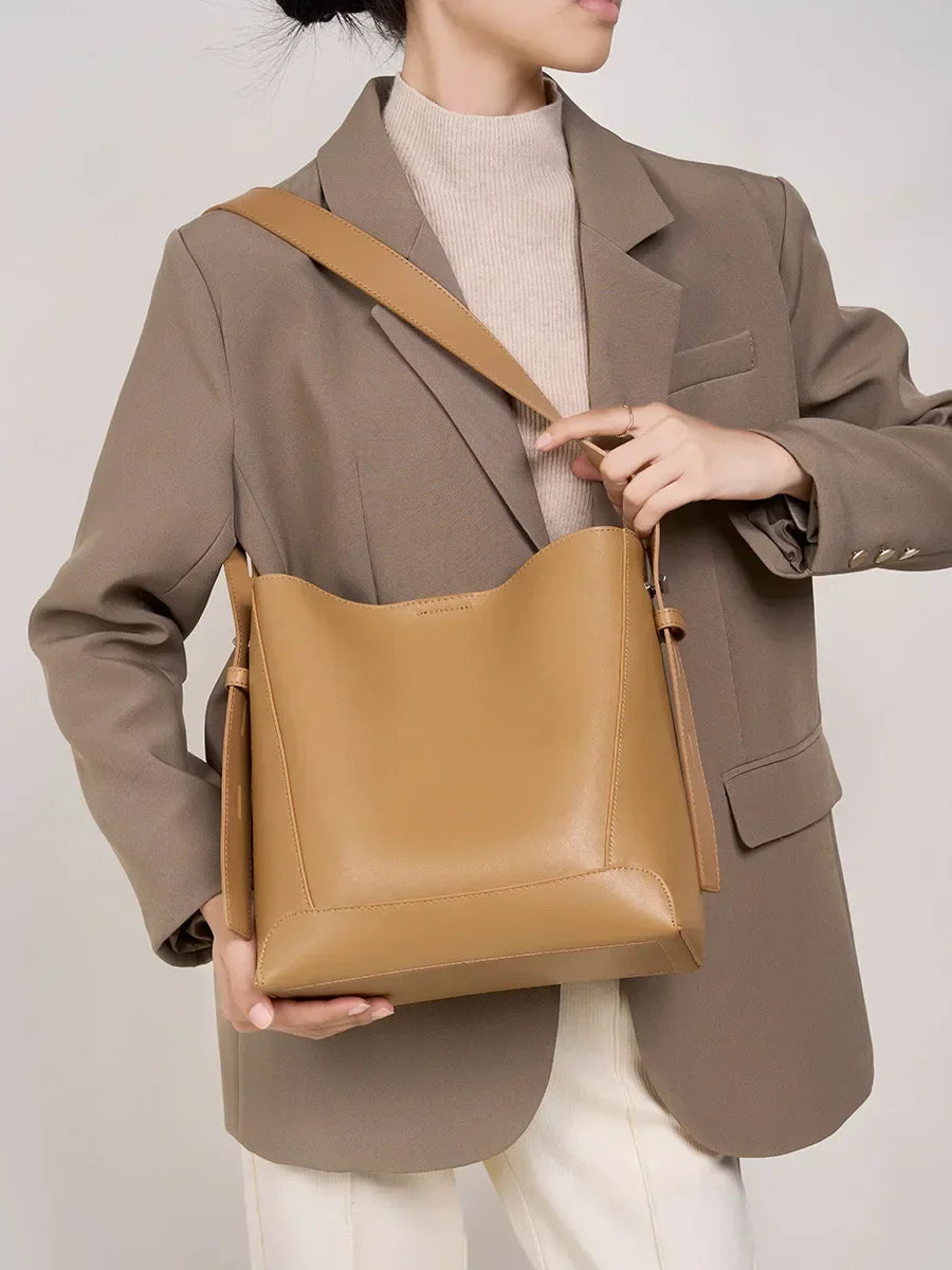 Tine™ - Elegant Sand Shoulder Bag
