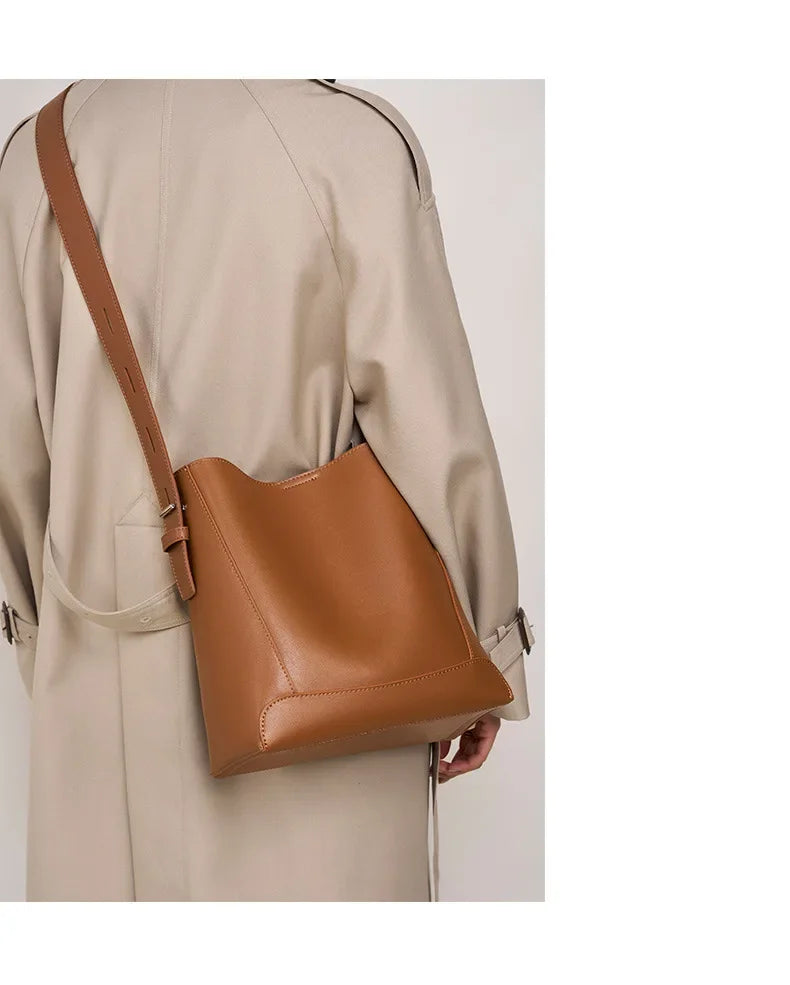 Tine™ - Elegant Sand Shoulder Bag