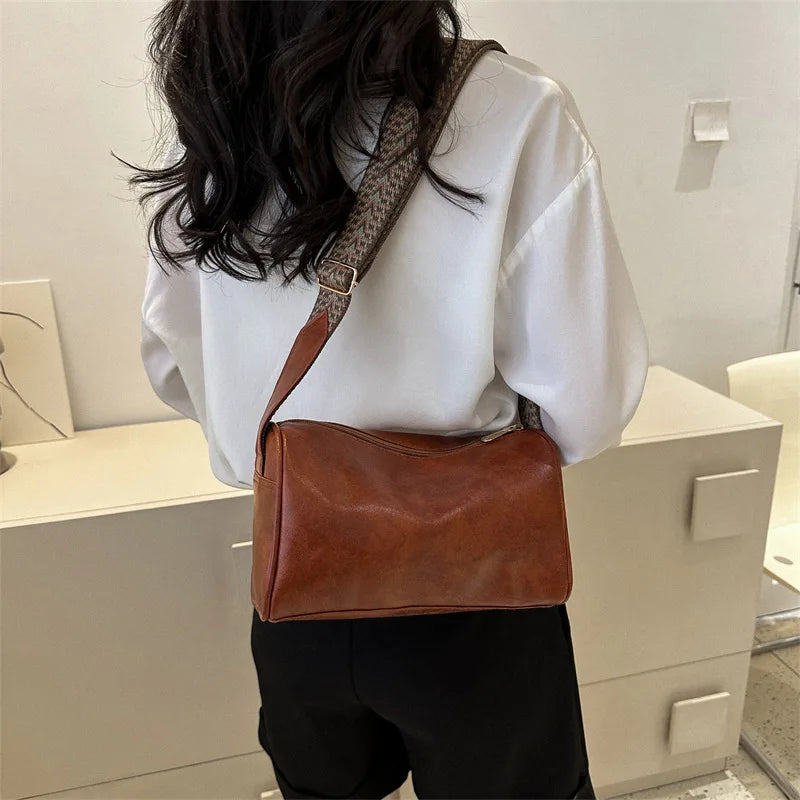 Trine™ - Vintage Leather Crossbody Bag