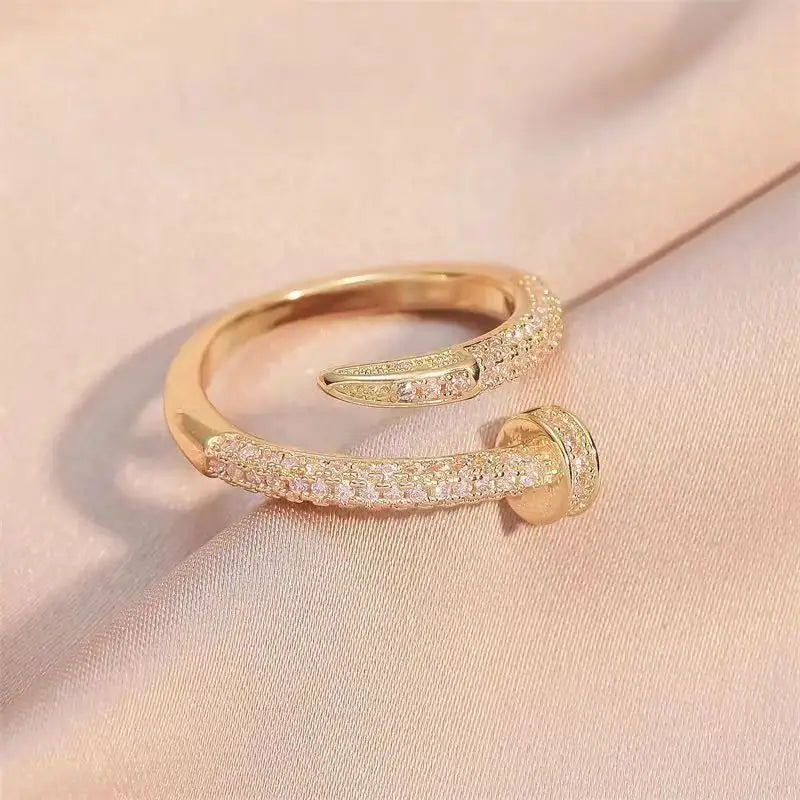 Nail-shaped Ring | Together against Breast Cancer