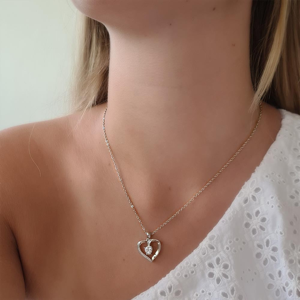 Radiant Heart Necklace | Together against diabetes