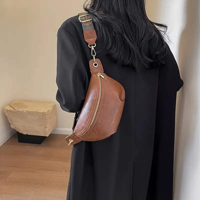Jasleen™ - Shoulder Bag with Wide Straps