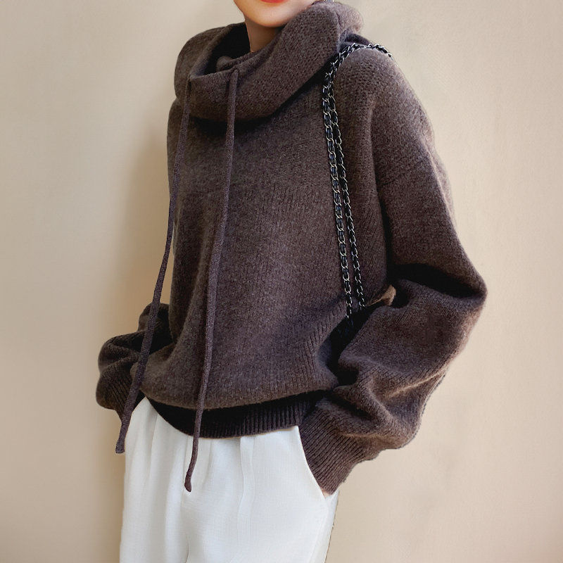 Lia™ Elegant High-Neck Knitted Hoodie