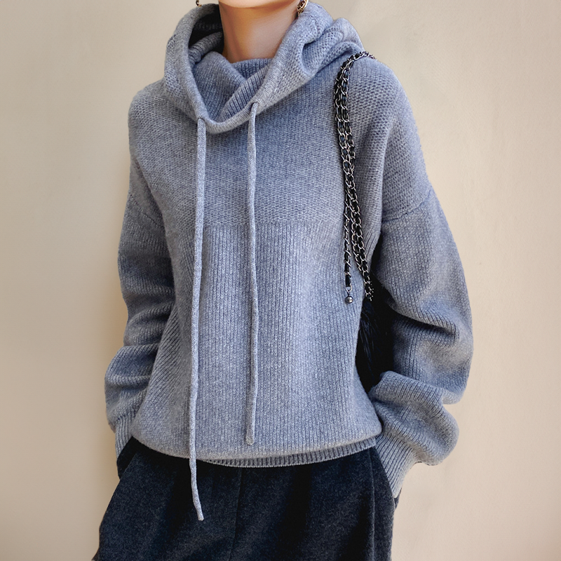 Lia™ Elegant High-Neck Knitted Hoodie