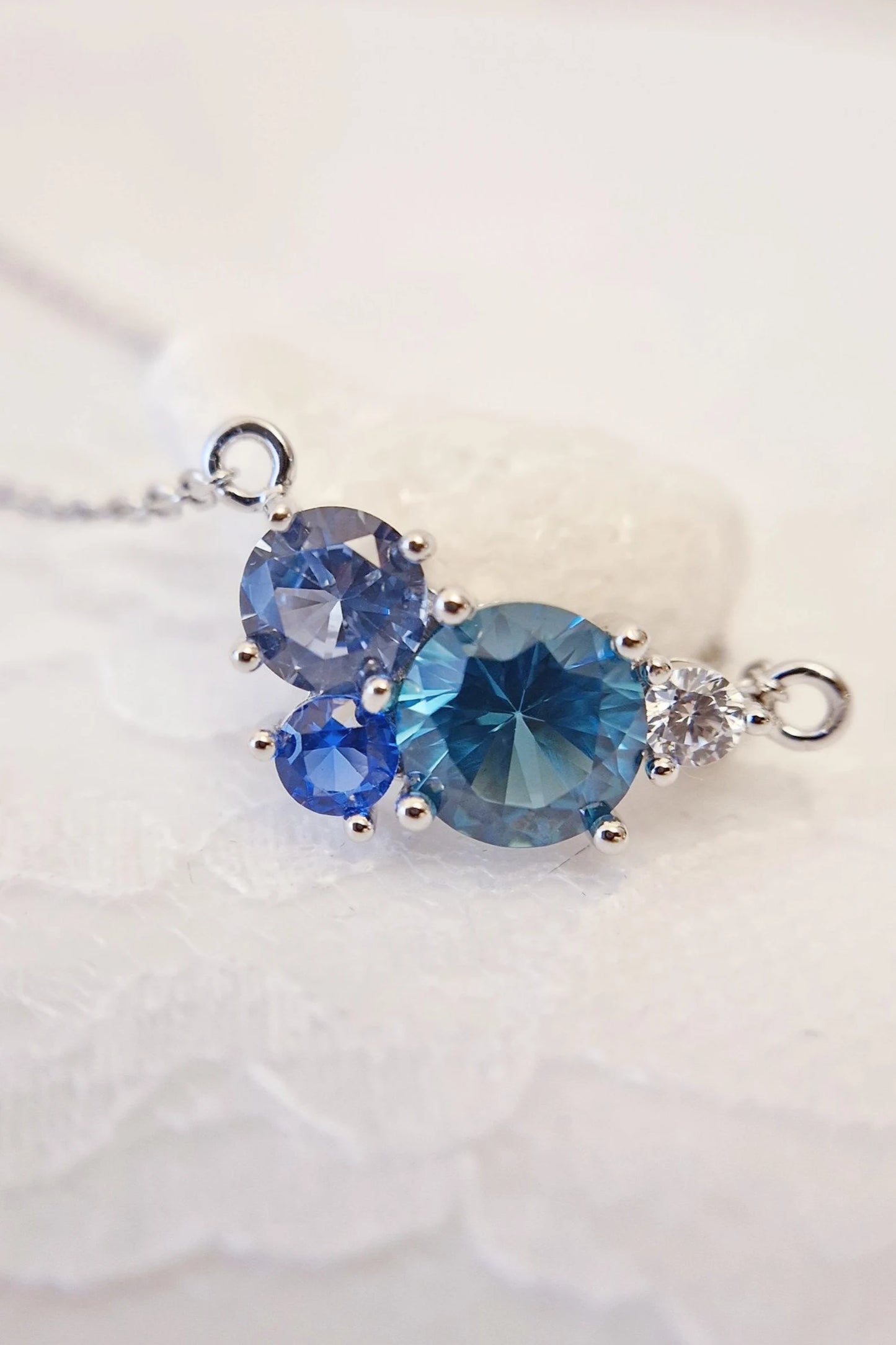 Elegant Gemstone Necklace | Together against Diabetes
