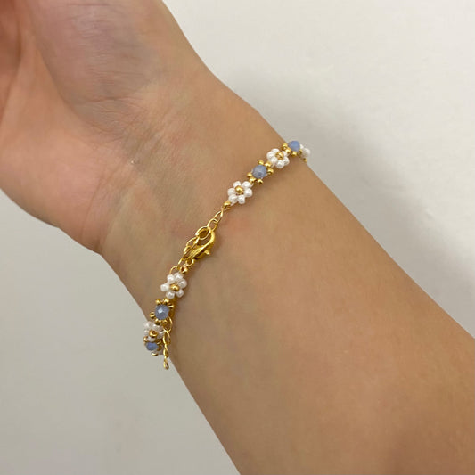 Elegant Flower Bracelet | Together against Diabetes