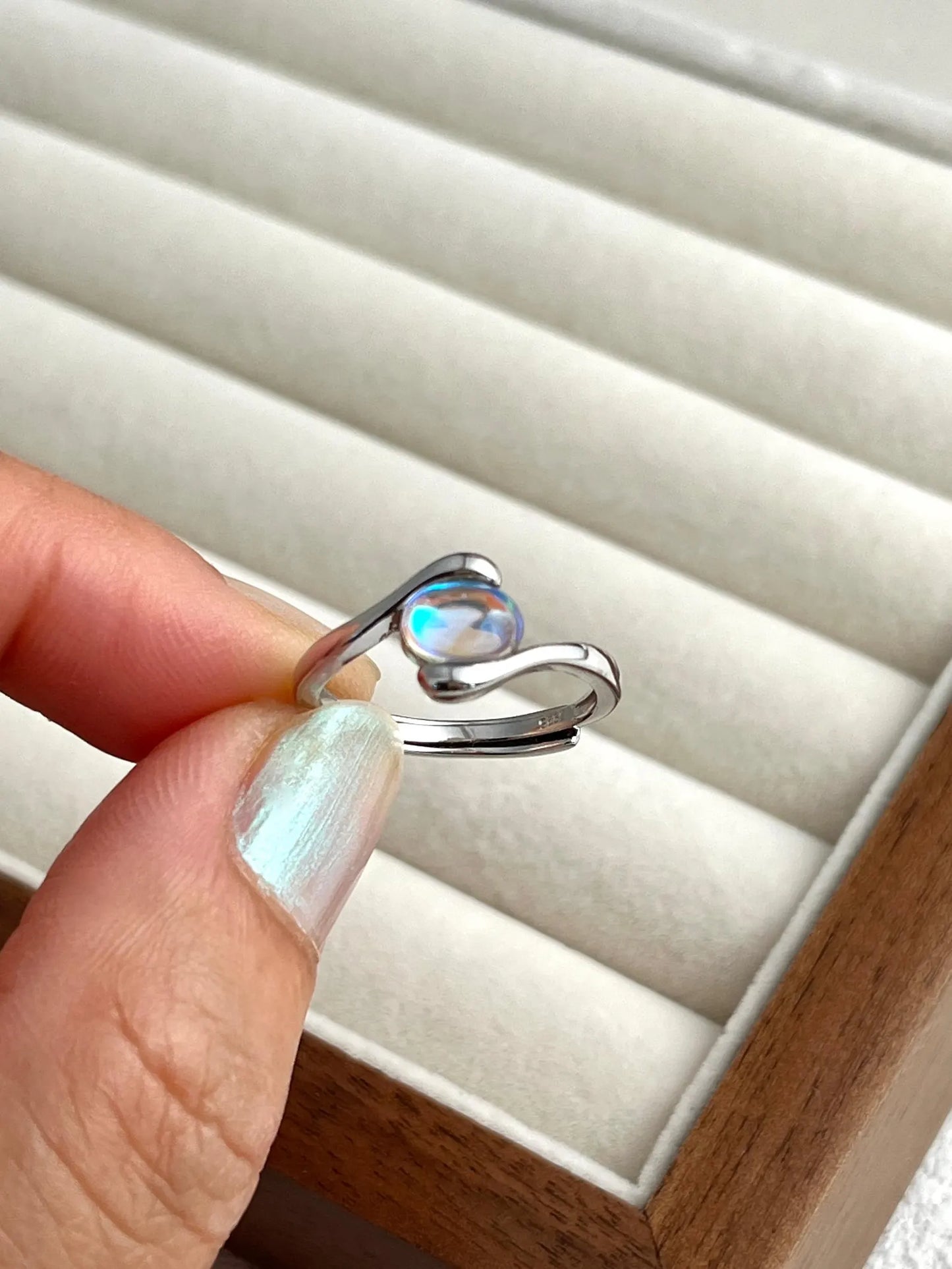 Moonlit Glow Ring | Together against Diabetes