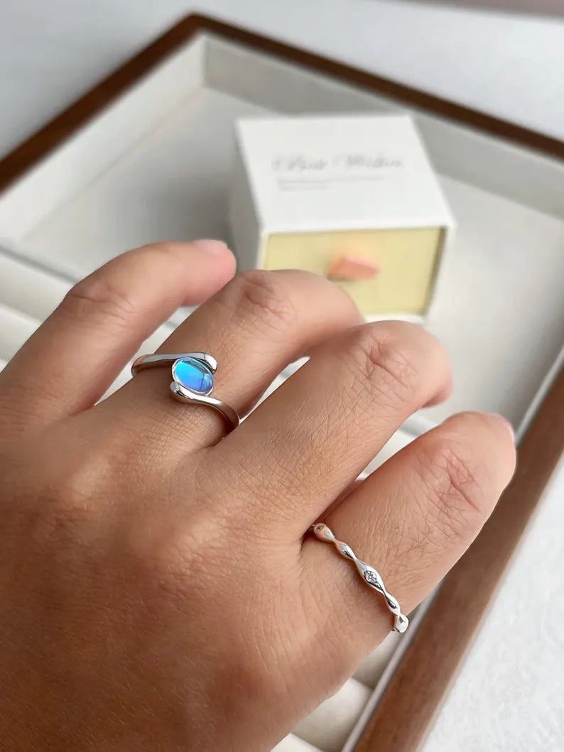 Moonlit Glow Ring | Together against Diabetes