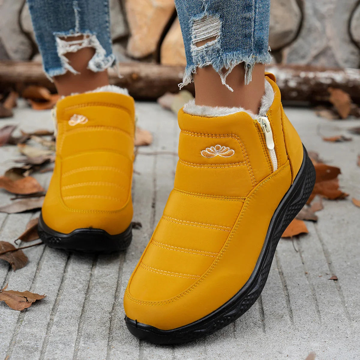 Loes™ - Warm Anti-Slip Ankle Boots