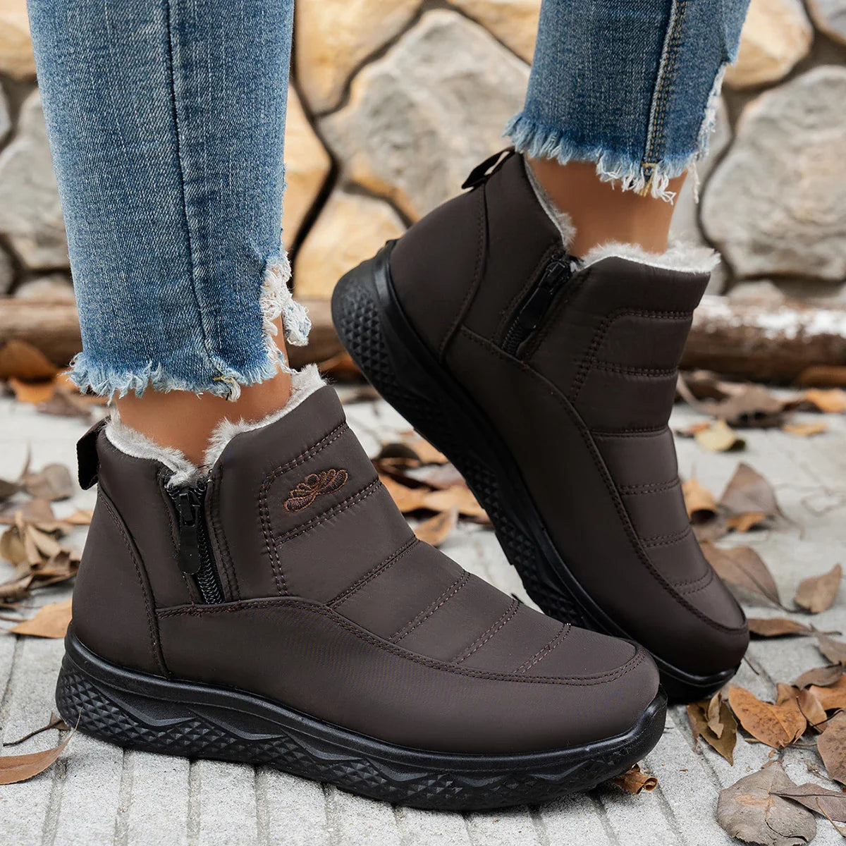 Loes™ - Warm Anti-Slip Ankle Boots