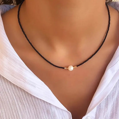 Brilliant pearl necklace | Together against diabetes