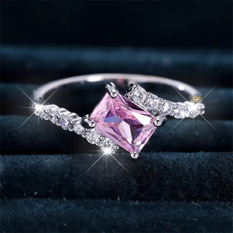 Exquisite Elegance Ring | Together against breast cancer