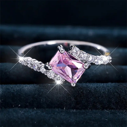 Exquisite Elegance Ring | Together against breast cancer