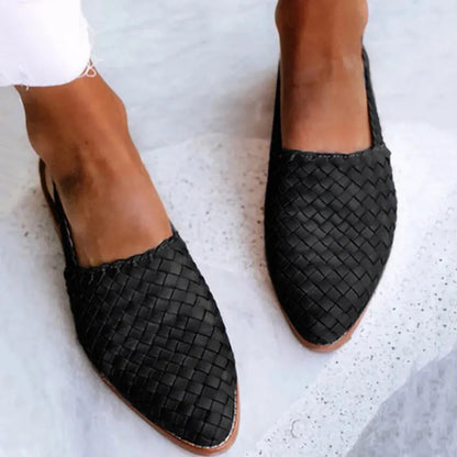 Yliana™ – Lightweight and flexible sandals